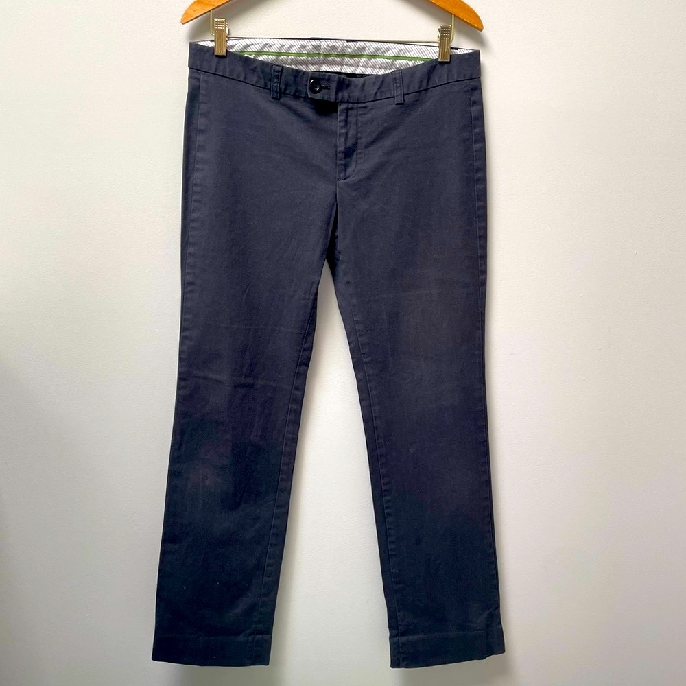 Gap straight leg khakis in charcoal gray, size 8 Regular, slight stretch